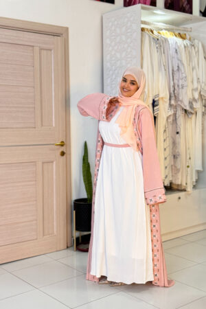 Abaya Sarah – Blush Pink Three-Piece Casual Set