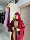 Abaya Scarlet Elegance – Bold Sophistication in a Three-Piece Set