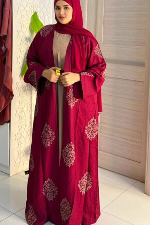 Abaya Scarlet Elegance – Bold Sophistication in a Three-Piece Set