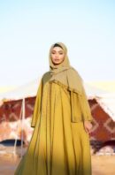 Abaya Laila – Mustard Yellow Shimmering Two-Piece Set | Elegant Dubai Abaya