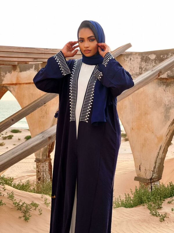 Abaya Sakho – Elegant Three-Piece Set with Embroidery | Modest Women Fashion for Every Occasion